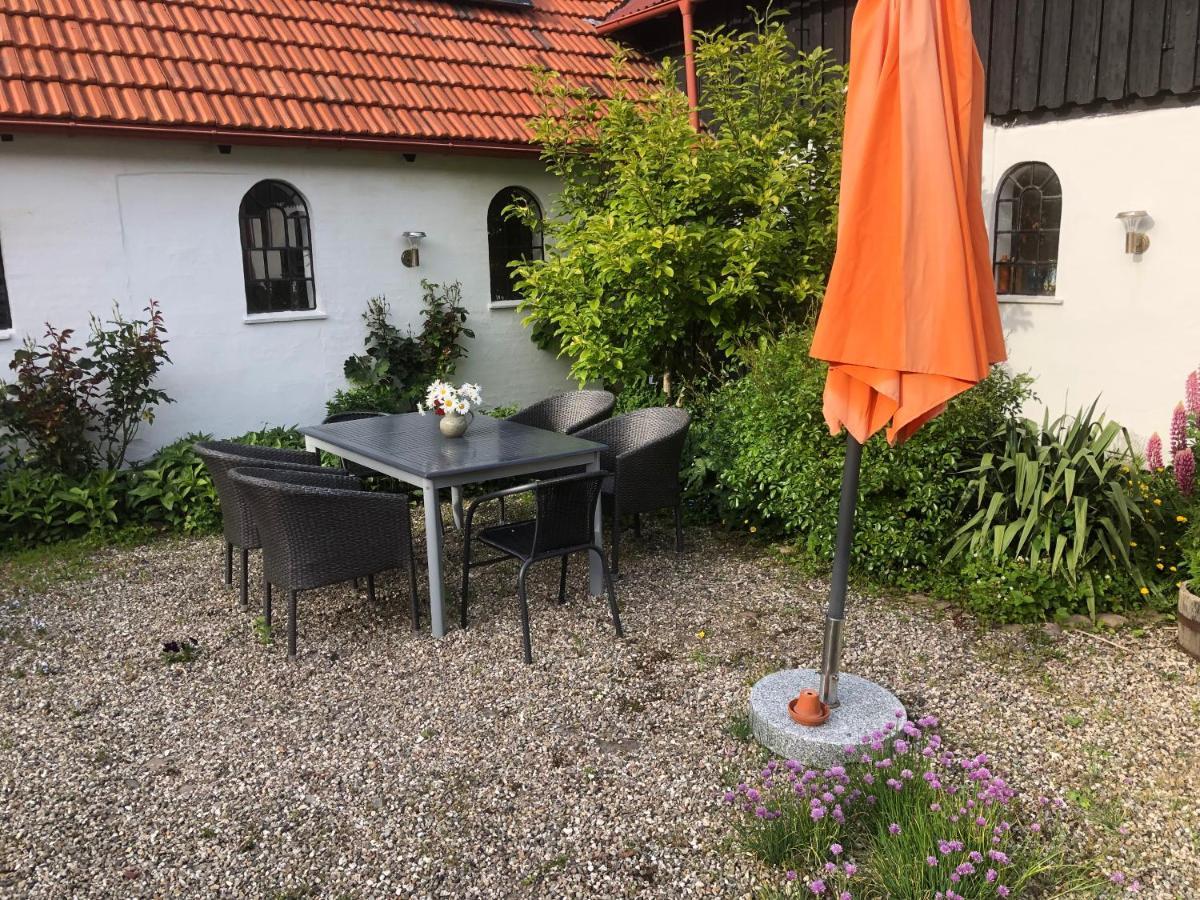Gard Apartment Borre Екстериор снимка
